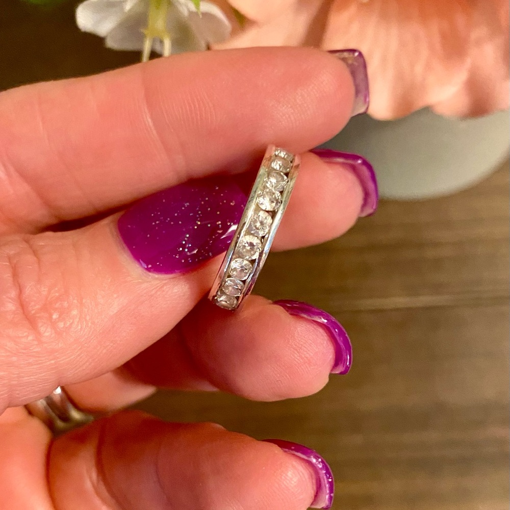*SOLD* 2.5 Ct Moissanite Eternity Ring🌻